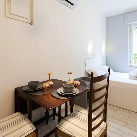 Apartment Blue - Studio By Wonderful Italy *